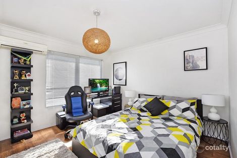 Property photo of 1/95 Chiswick Road Greenacre NSW 2190