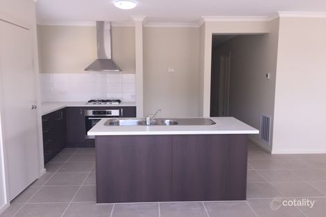 Property photo of 5 Woolshed Drive Truganina VIC 3029