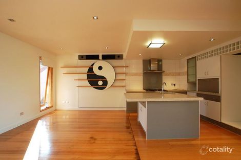 Property photo of 5 Emu Parade Jacana VIC 3047