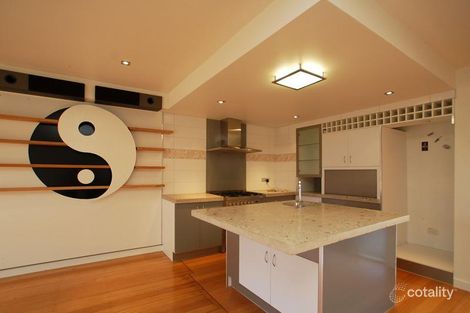 Property photo of 5 Emu Parade Jacana VIC 3047