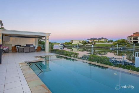 Property photo of 2638 Yanderra Close Hope Island QLD 4212