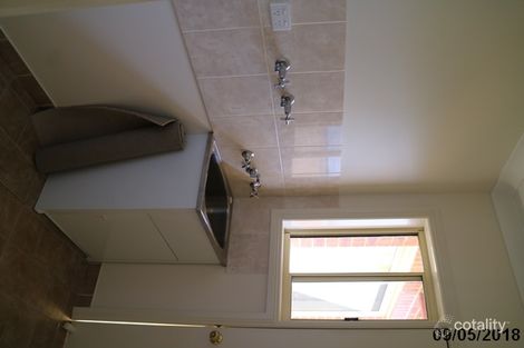 Property photo of 2/237 Browning Street Bathurst NSW 2795