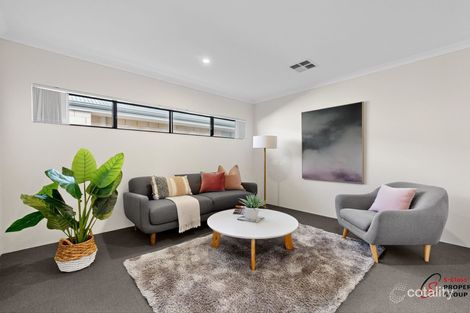 Property photo of 40 Scenograph Drive Sinagra WA 6065