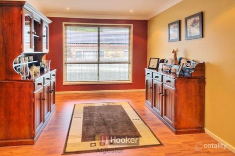 Property photo of 8 Fernhill Place Parkinson QLD 4115