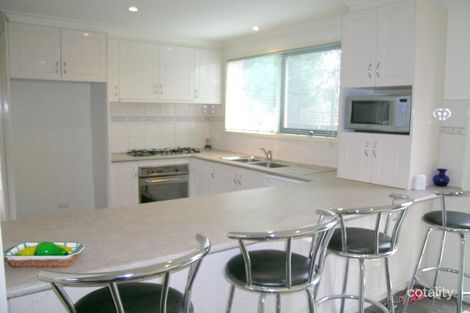 Property photo of 188 Dandelion Drive Rowville VIC 3178