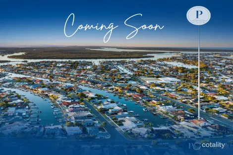 Property photo of 100 Oxley Drive Paradise Point QLD 4216