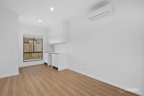 2a/99 Pembroke St, Carina, QLD 4152