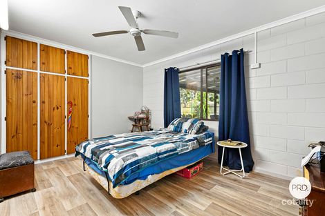 Property photo of 17 Stuart Court Granville QLD 4650