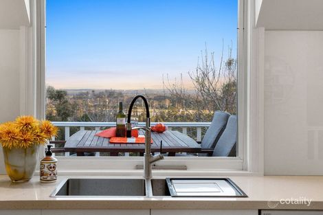 Property photo of 8 Moon Street Mount Eliza VIC 3930