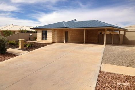 74 Tiliqua Cres, Roxby Downs, SA 5725