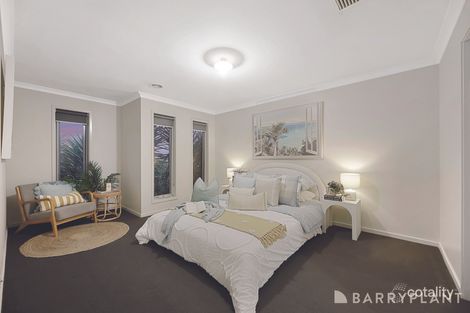 Property photo of 8 Kensington Square Drouin VIC 3818