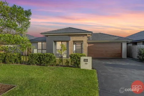 Property photo of 39 Mayo Crescent Chisholm NSW 2322