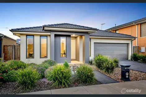 55 Primrose Cres, Mickleham, VIC 3064