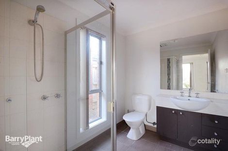 Property photo of 29 Devine Drive Pakenham VIC 3810