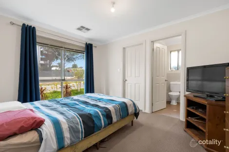 Property photo of 10 Parkview Walk Elizabeth Park SA 5113