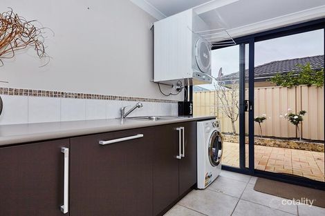 Property photo of 5 Charnley Bend Success WA 6164