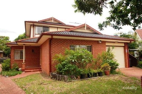 1/7 Action St, Greenacre, NSW 2190