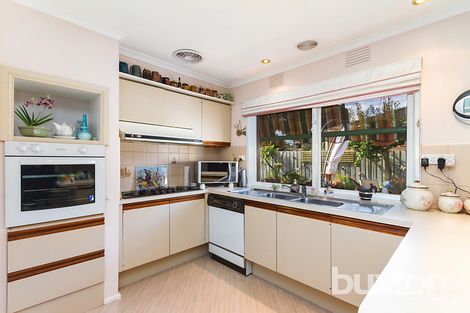 Property photo of 1 Village Drive Dingley Village VIC 3172