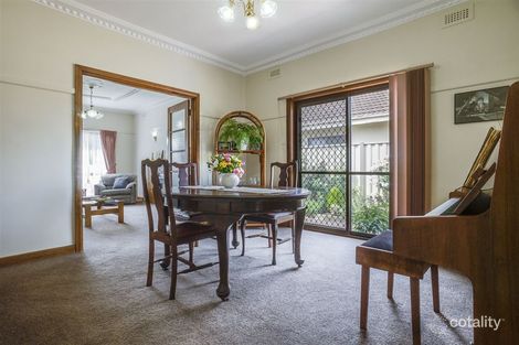 Property photo of 5 McDonald Street Werribee VIC 3030