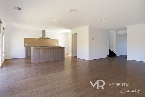 Property photo of 10 Mulligan Circuit Officer VIC 3809