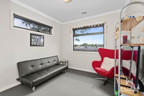 Property photo of 5 Burssi Circuit Doreen VIC 3754