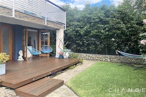 Property photo of 50 Kathleen White Crescent Killarney Vale NSW 2261