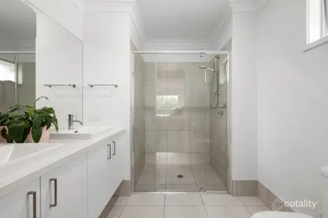 Property photo of 5 Lysander Street Morningside QLD 4170