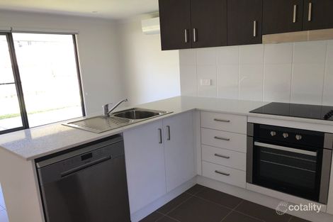 8b Threlkeld Cres, Fletcher, NSW 2287