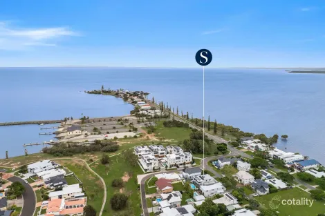 44 Little Shore St, Cleveland, QLD 4163