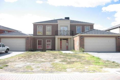 8 Pilbara Mews, Bulleen, VIC 3105