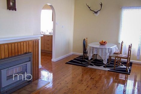 Property photo of 27 Maxwell Avenue Orange NSW 2800