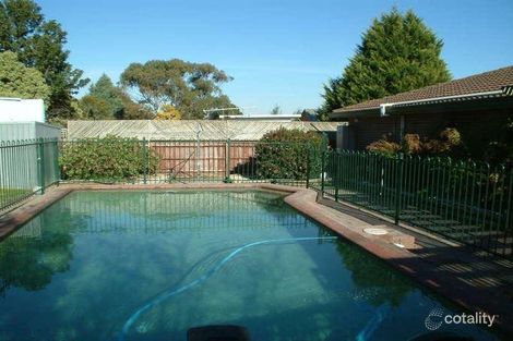 Property photo of 21 Dunkinson Street Narre Warren VIC 3805