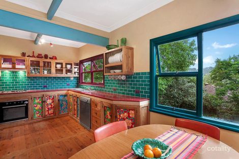 Property photo of 17 Robert Street Wyoming NSW 2250