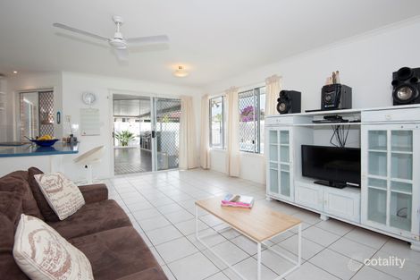 Property photo of 9 Kylemore Court Caloundra West QLD 4551