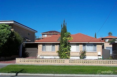 111 Lefroy Rd, Beaconsfield, WA 6162