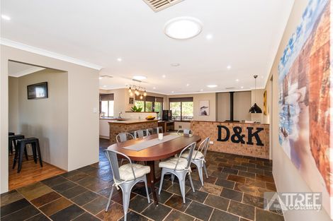 Property photo of 8 Carnation Place Yangebup WA 6164