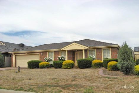 17 Bruce Way, Taylors Lakes, VIC 3038