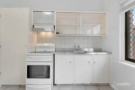 Property photo of 5 Beaconsfield Street St James WA 6102