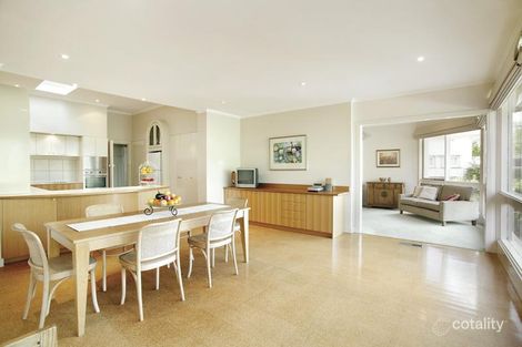 Property photo of 10 Bradford Avenue Kew VIC 3101