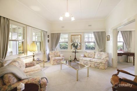 Property photo of 10 Bradford Avenue Kew VIC 3101