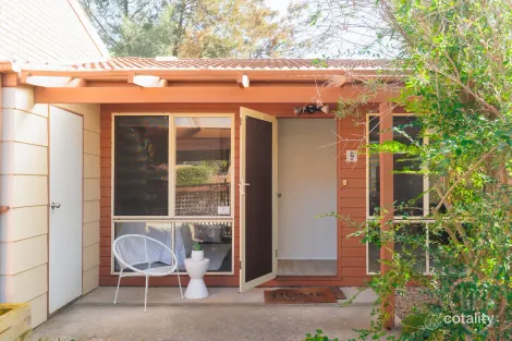 Property photo of 9/1 Edwell Place Lyneham ACT 2602