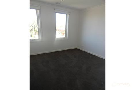 Property photo of 1/97 Wantirna Road Ringwood VIC 3134