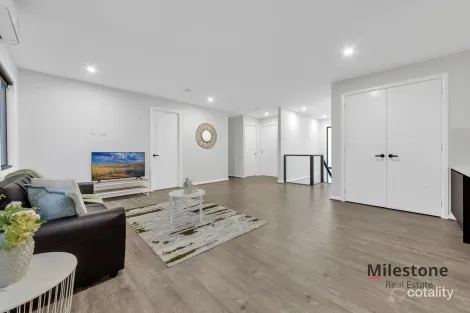 Property photo of 16 Splash Way Lyndhurst VIC 3975