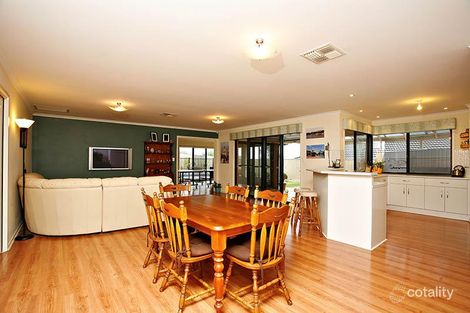 18 Torquay Dr, Seaford Rise, SA 5169