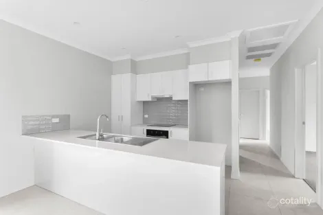 Property photo of 21 Lardner Road Drouin VIC 3818