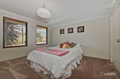 Property photo of 15 Alandale Bend Banksia Grove WA 6031