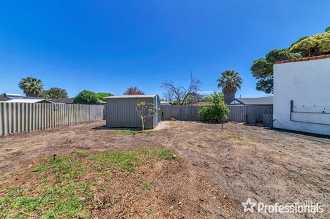 Property photo of 9 Bampton Way Warnbro WA 6169