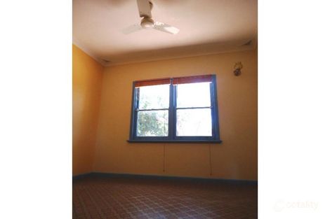 Property photo of 1 Snook Crescent Hilton WA 6163