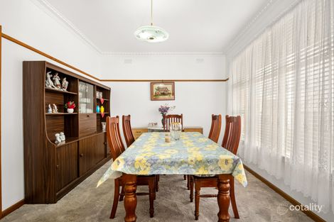 Property photo of 18 Fairlie Street Hamlyn Heights VIC 3215