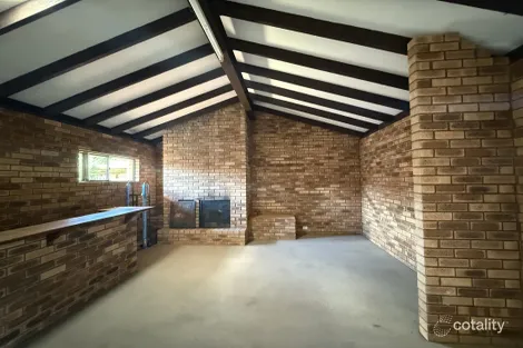 24 Westfield Rd, Kelmscott, WA 6111